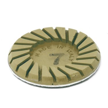 Pad résine 100mm pour ponçage et polissage du béton avec une ponceuse surfaceuse de sol